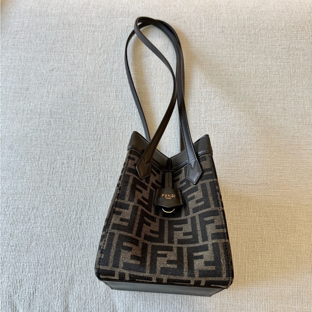 Fendi Origami Mini - Picture 3 of 7